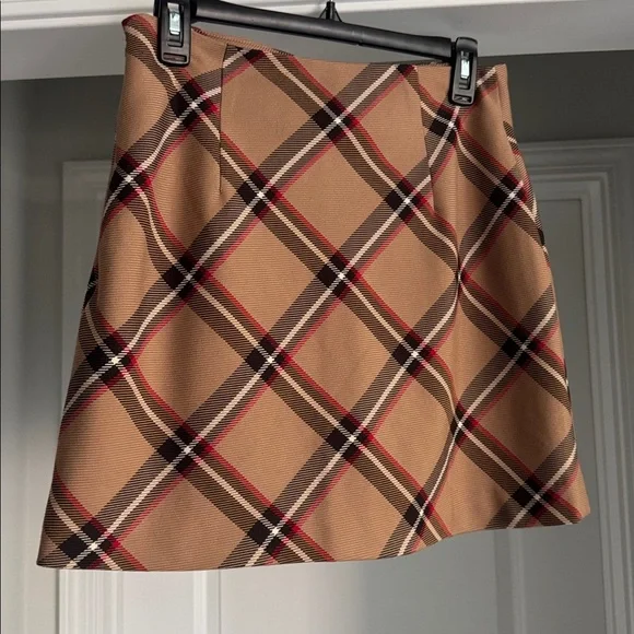 H&M Tan Brown Red Plaid Tan Skirt - Picture 4 of 12